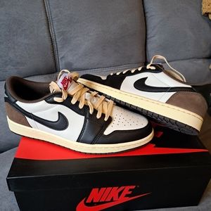 Nike Air Jordan 1s low travis scott